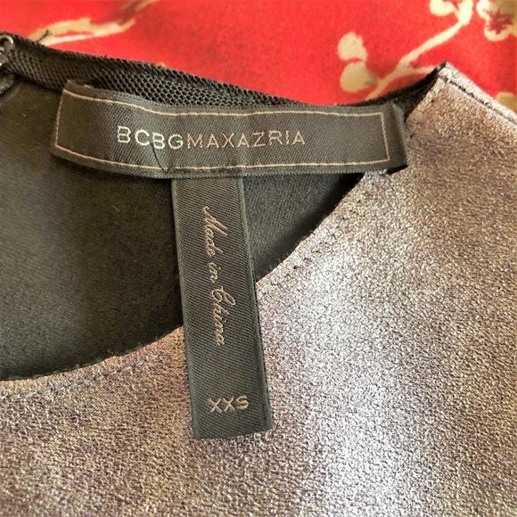 *NWOT* Flattering Statement Piece by BCBGMaxAzria - Vegan Leather Silver Top XXS - Picture 6 of 16